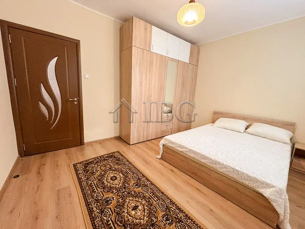 Flat 65m² in Bulgaria, Ruse. Priced at 350€ rent photo-6