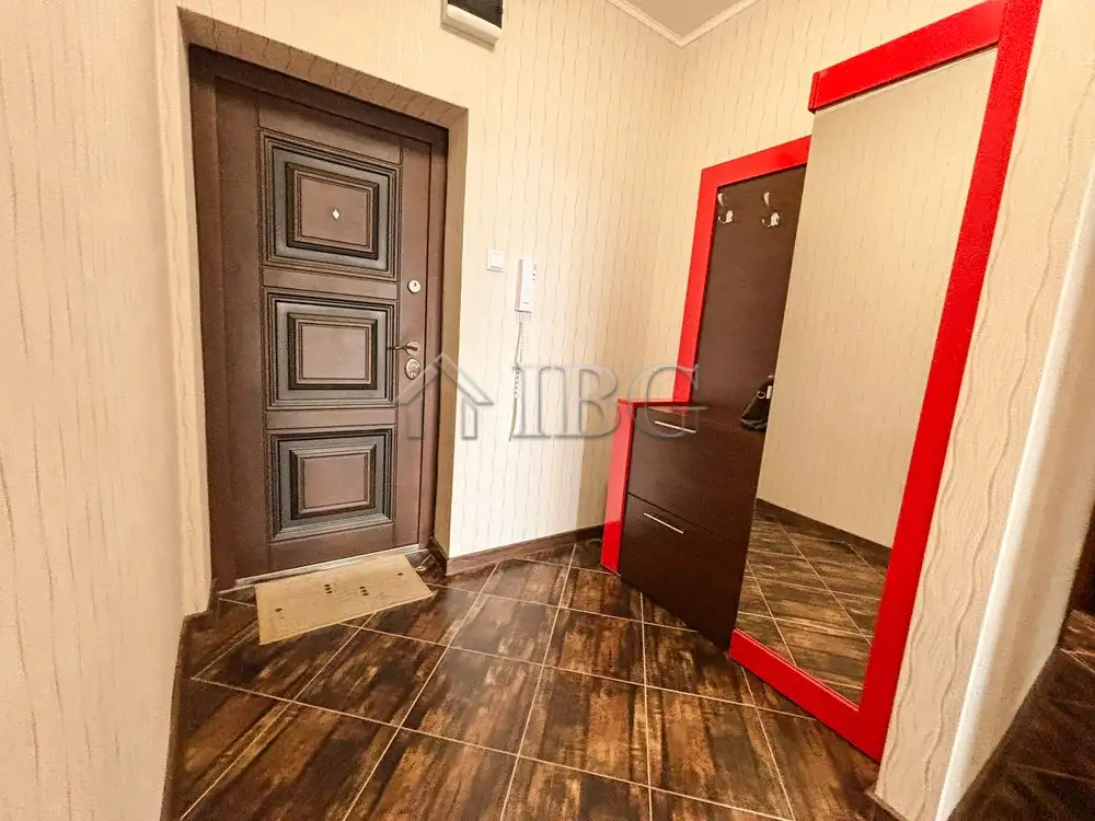 Flat 65m² in Bulgaria, Ruse. Priced at 350€ rent photo-7