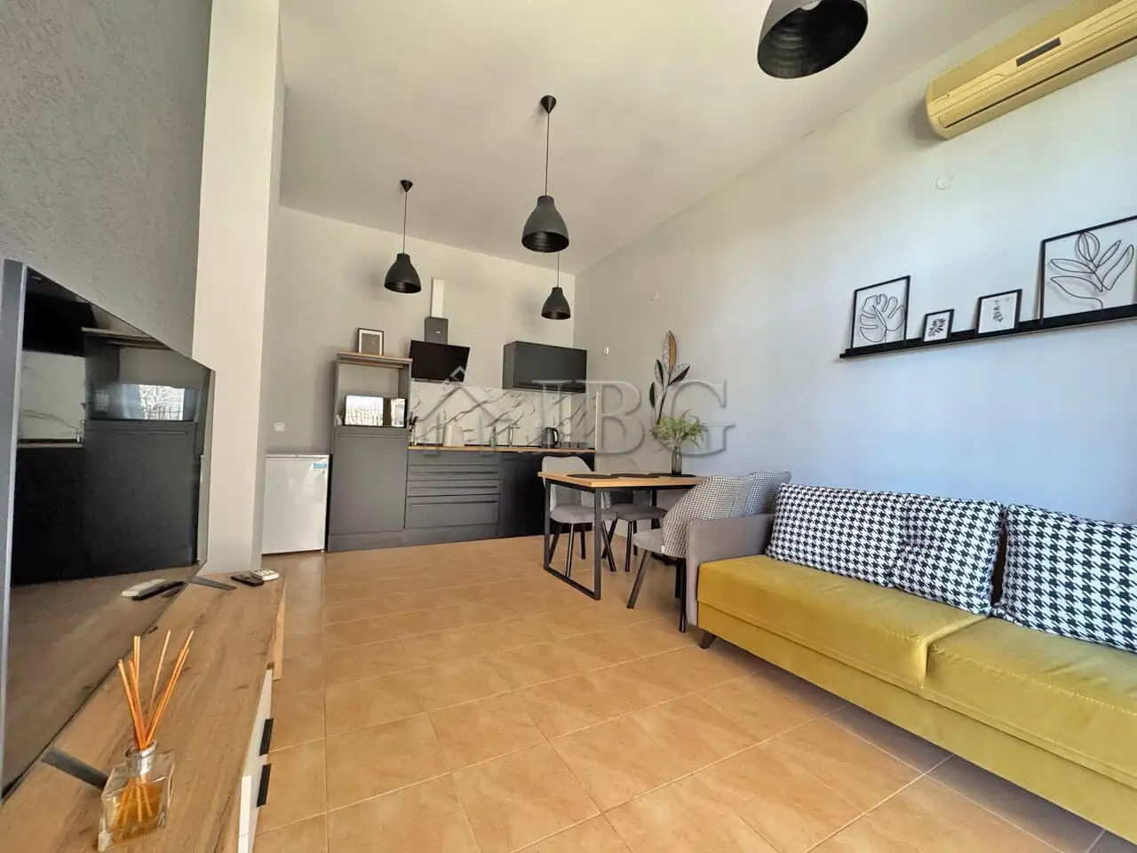 Flat 48m² in Bulgaria, Burgas. Priced at 74500€ rent photo-5