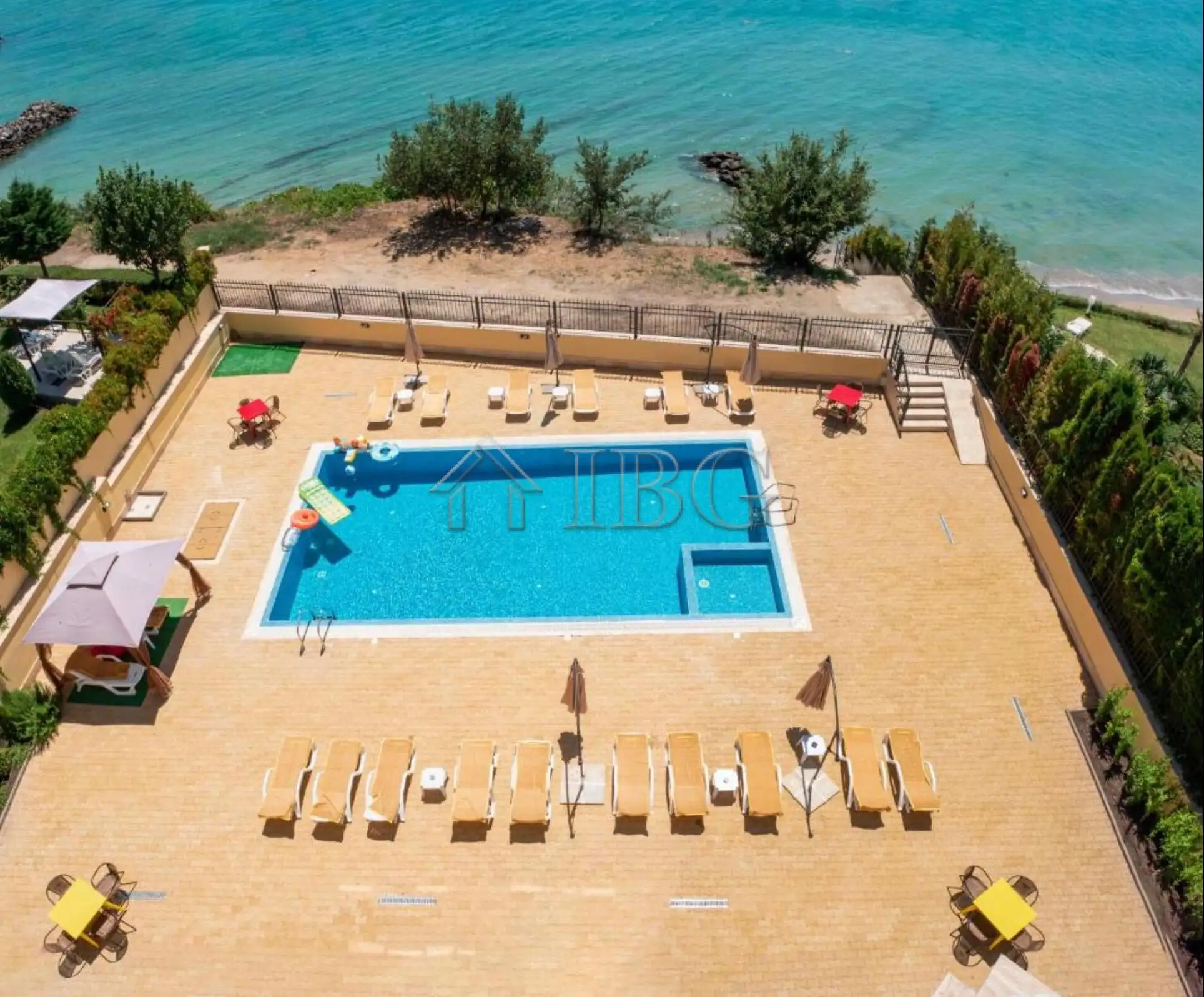 Flat 57m² in Bulgaria, Sveti Vlas. Priced at 75950€ rent photo-2