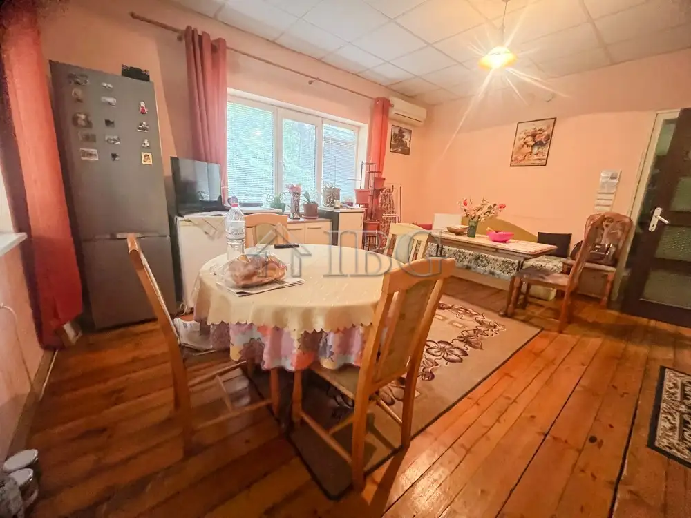 Flat 75m² in Bulgaria, Ruse. Priced at 103000€ rent photo-3