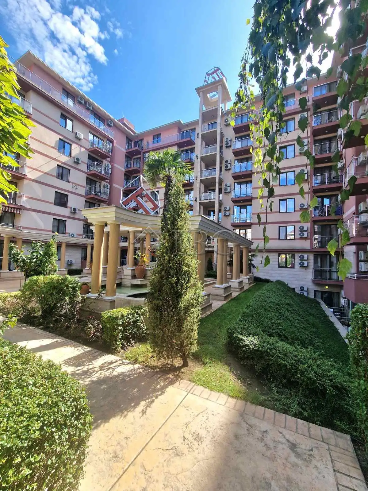 Flat 47m² in Bulgaria, Sunny Beach. Priced at 73000€ rent photo-20