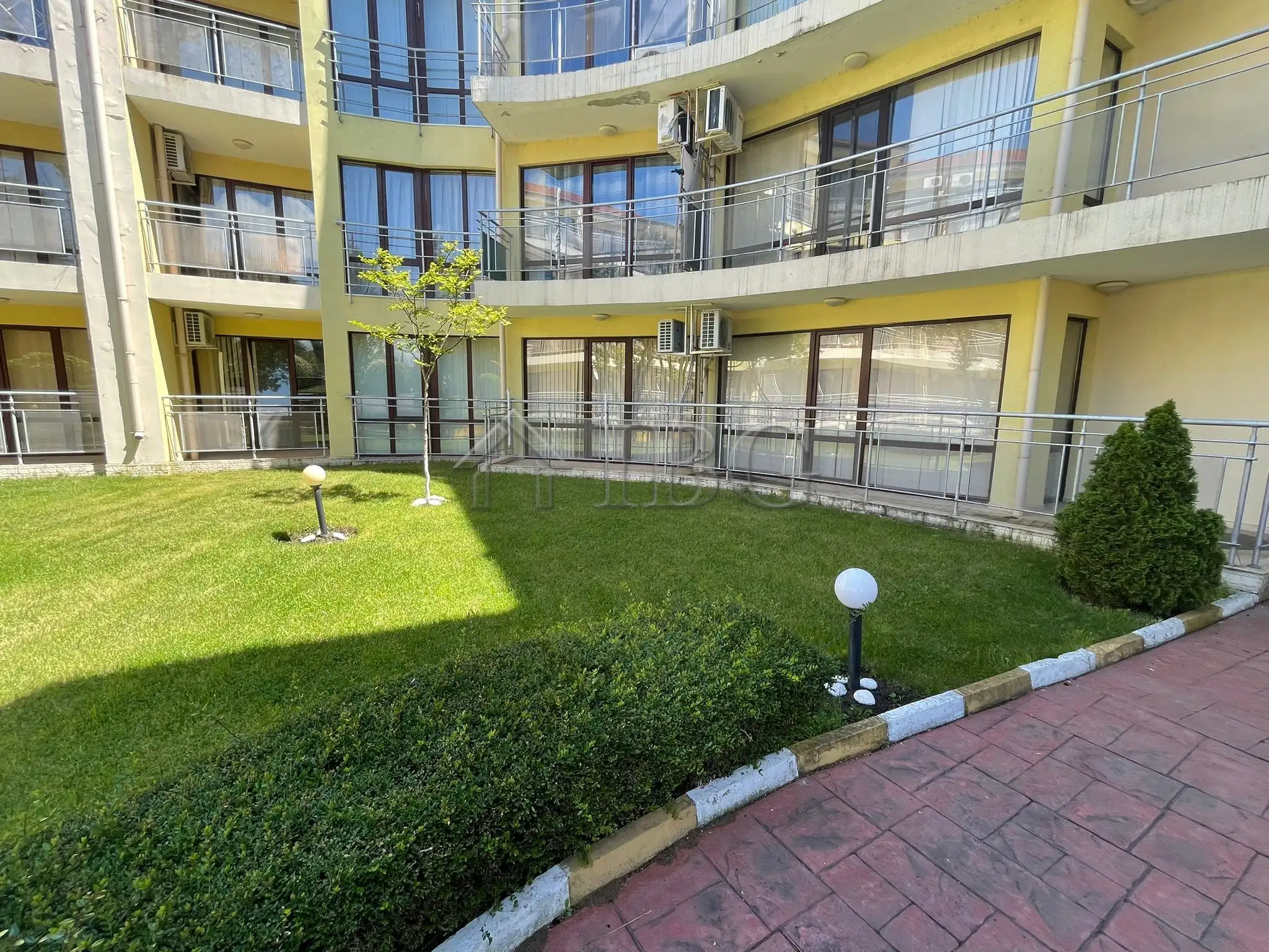 Flat 110m² in Bulgaria, Nessebar. Priced at 115000€ rent photo-2