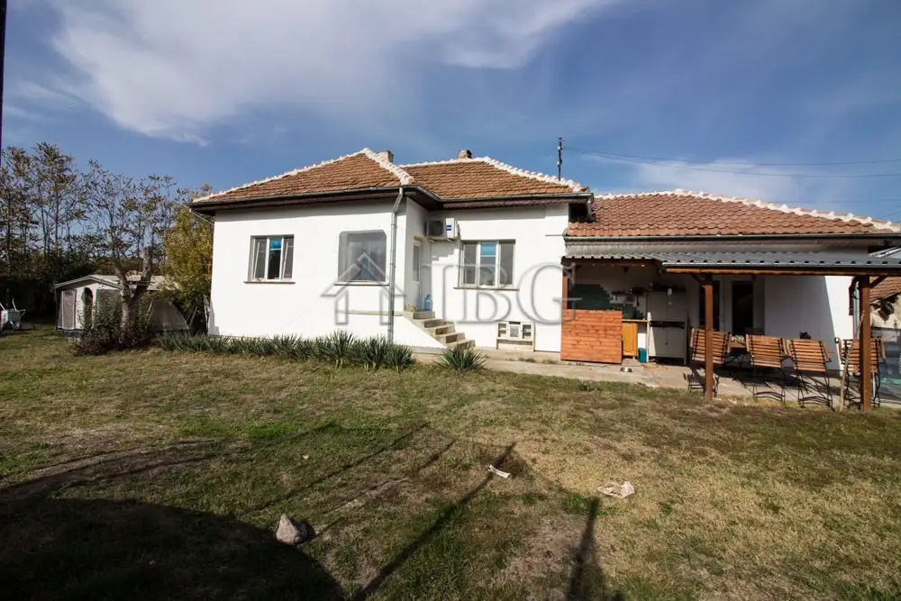House 100m² in Bulgaria, Pavlikeni. Priced at 46500€ rent photo-1
