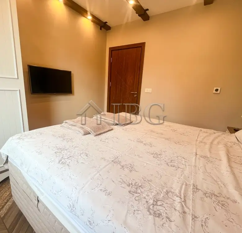 Flat 65m² in Bulgaria, Ruse. Priced at 560€ rent photo-9