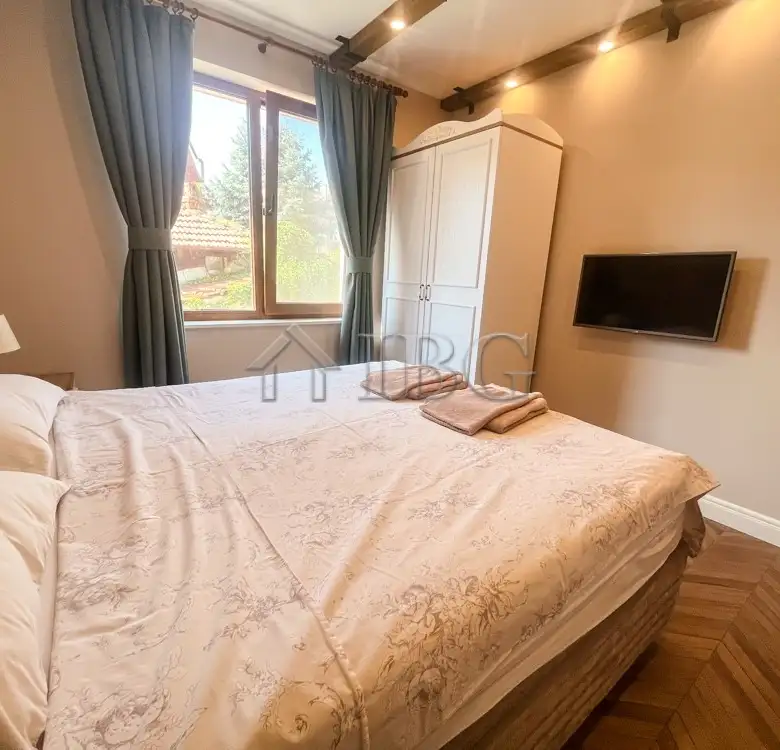 Flat 65m² in Bulgaria, Ruse. Priced at 560€ rent photo-10