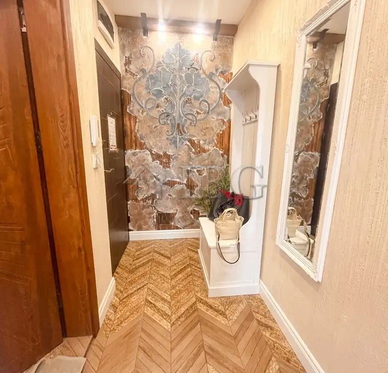 Flat 65m² in Bulgaria, Ruse. Priced at 560€ rent photo-16