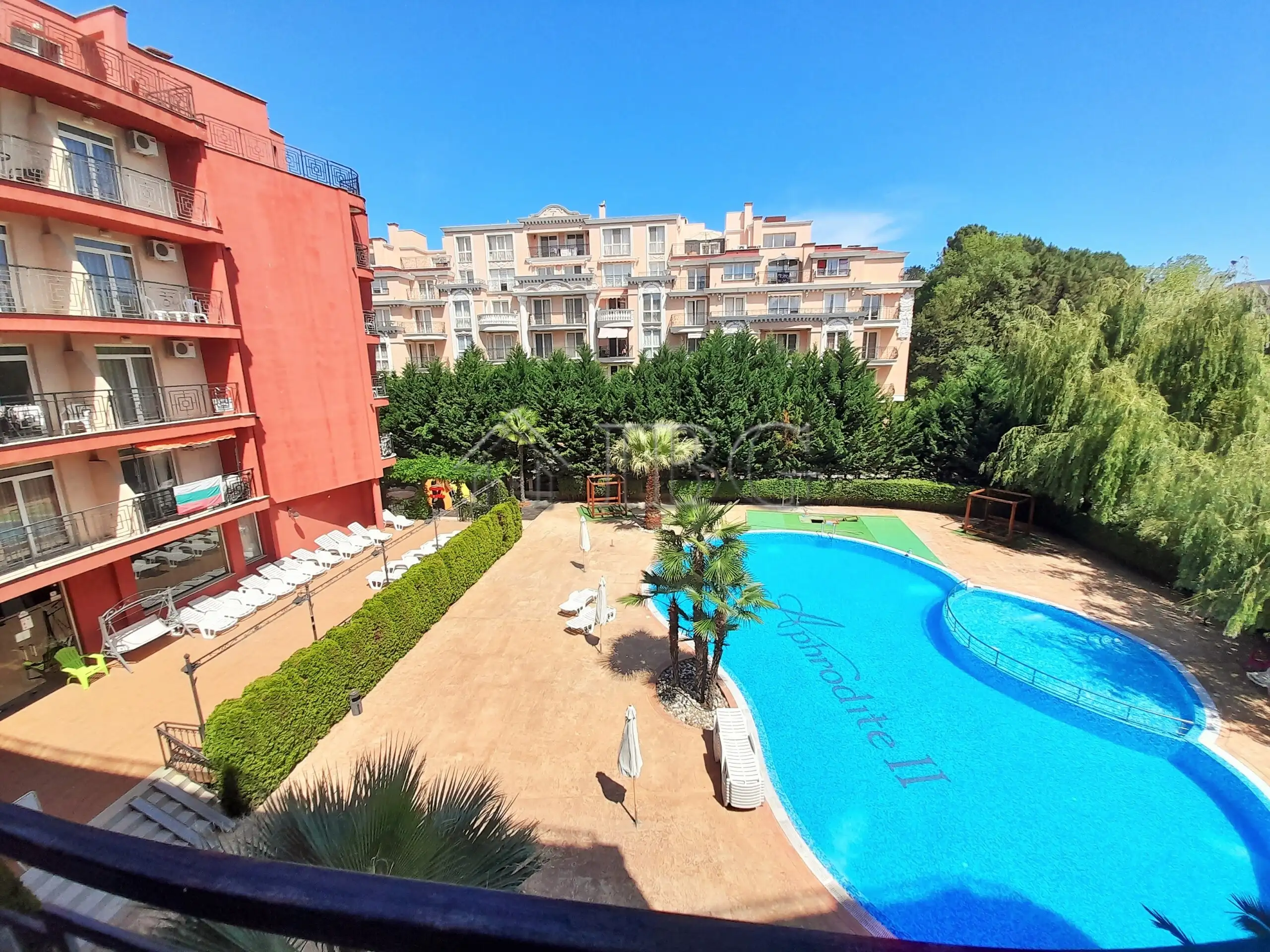 Flat 70m² in Bulgaria, Sunny Beach. Priced at 79000€ rent photo-1
