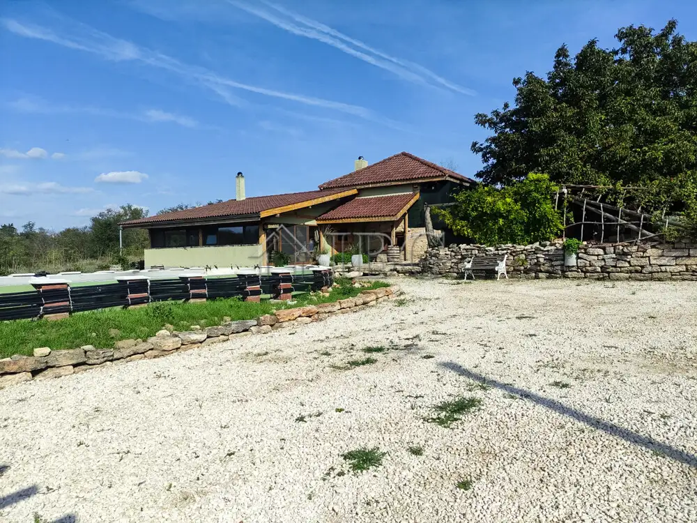 House 125m² in Bulgaria, General Toshevo. Priced at 190000€ rent photo-4