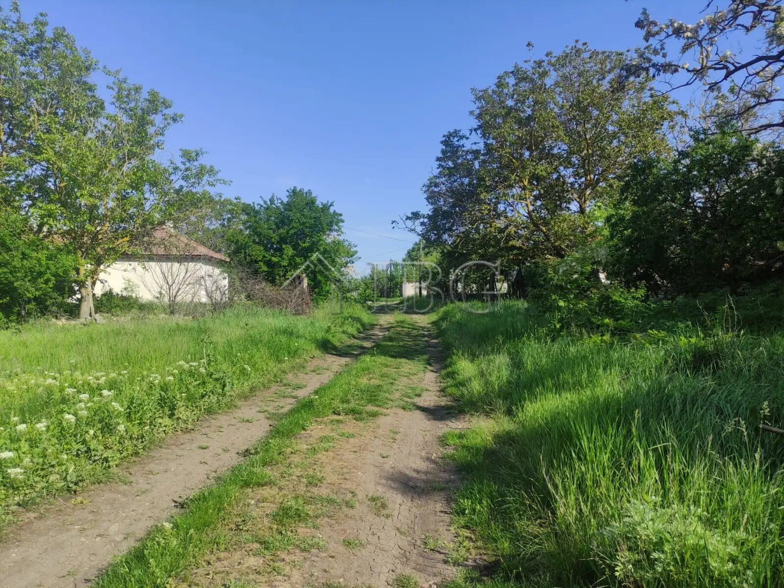 Land 1392m² in Bulgaria, Gurkovo. Priced at 19500€ rent photo-8
