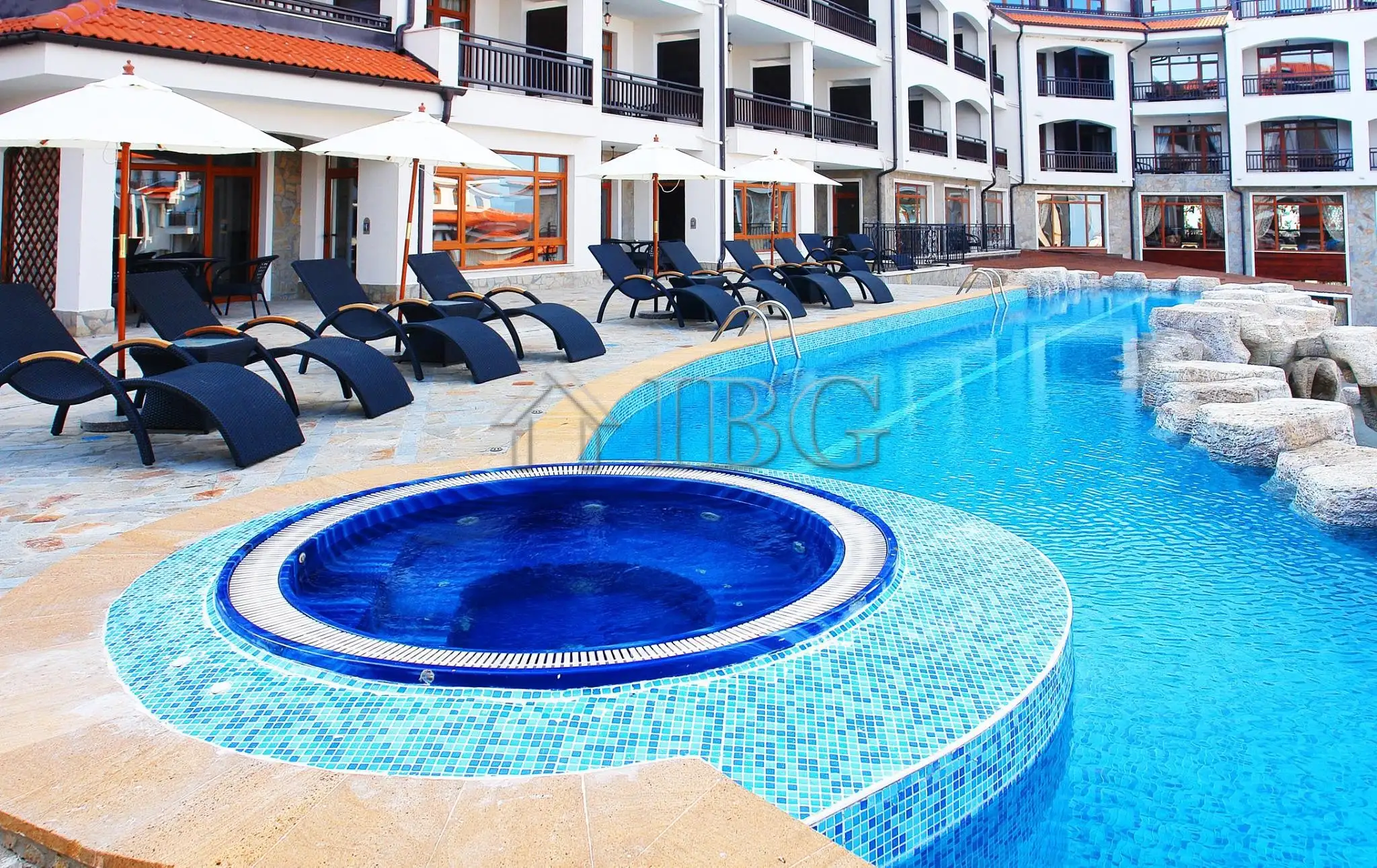 Flat 60m² in Bulgaria, Aheloy. Priced at 56000€ rent photo-18