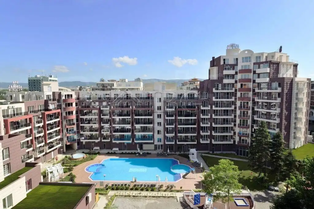 Flat 65m² in Bulgaria, Sunny Beach. Priced at 78000€ rent photo-1
