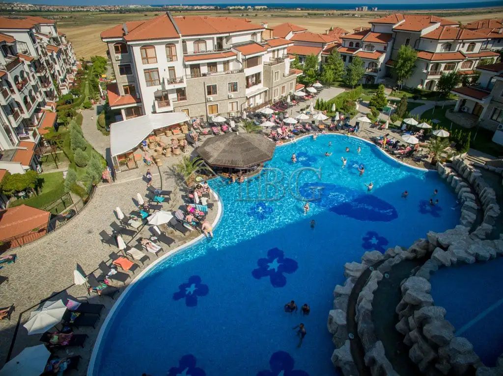 Flat 99m² in Bulgaria, Aheloy. Priced at 88000€ rent photo-20
