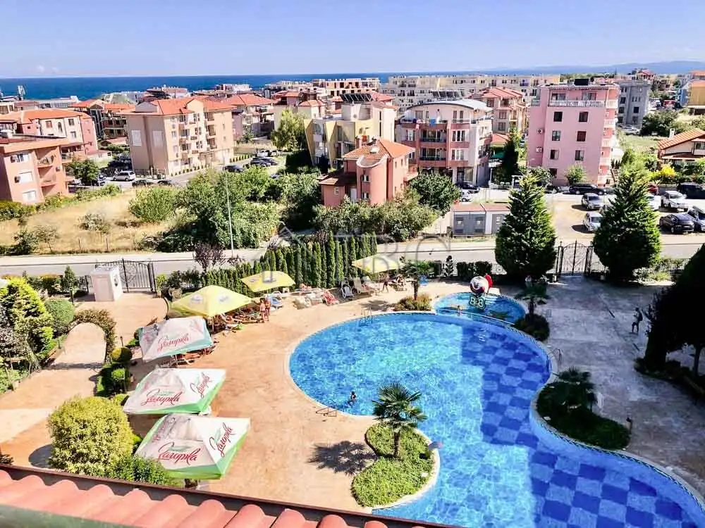 Flat 54m² in Bulgaria, Nesebar. Priced at 72500€ rent photo-1