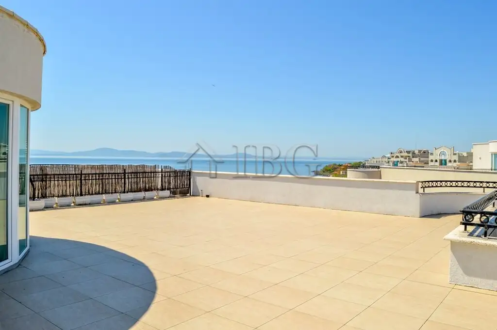 Flat 165m² in Bulgaria, Pomorie. Priced at 104950€ rent photo-1