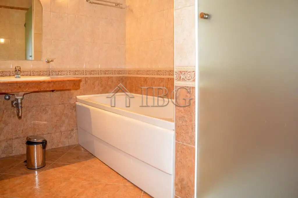 Flat 165m² in Bulgaria, Pomorie. Priced at 104950€ rent photo-5