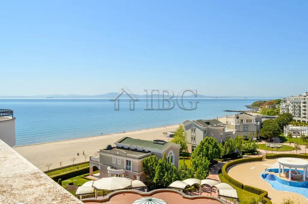 Flat 165m² in Bulgaria, Pomorie. Priced at 104950€ rent photo-10