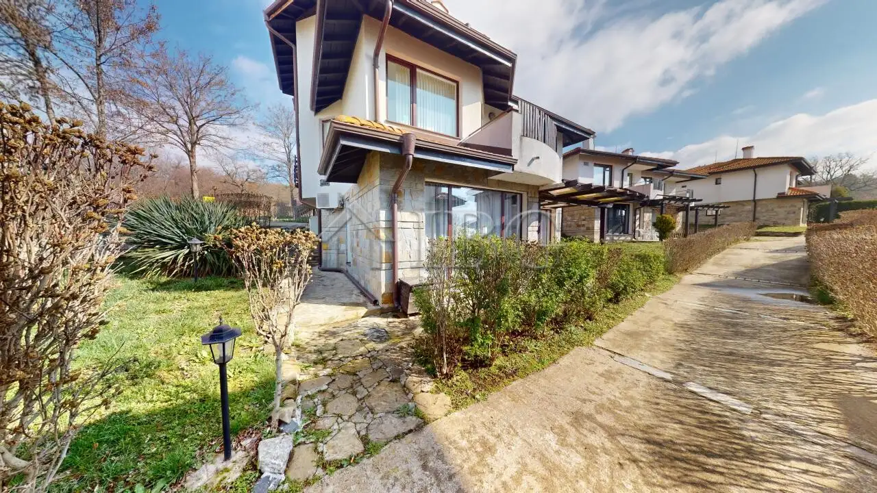 Flat 96m² in Bulgaria, Kosharitsa. Priced at 96000€ rent photo-1