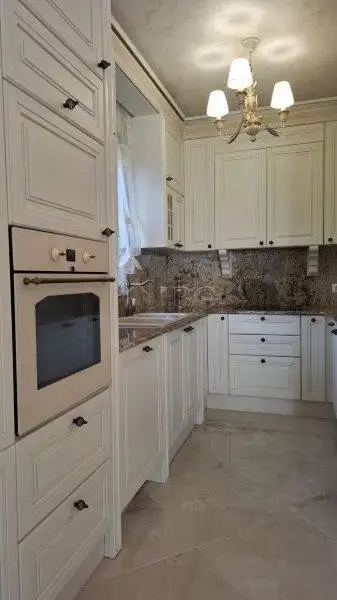 House 350m² in Bulgaria, Pomorie. Priced at 450000€ rent photo-13