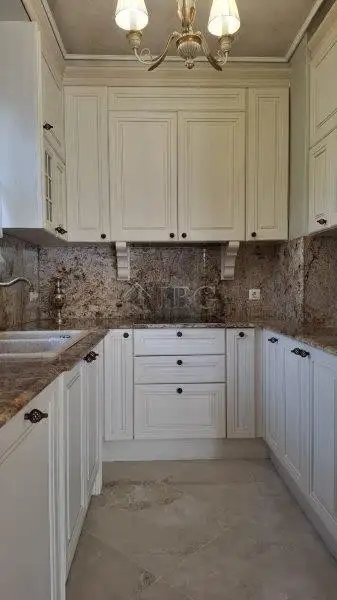 House 350m² in Bulgaria, Pomorie. Priced at 450000€ rent photo-16