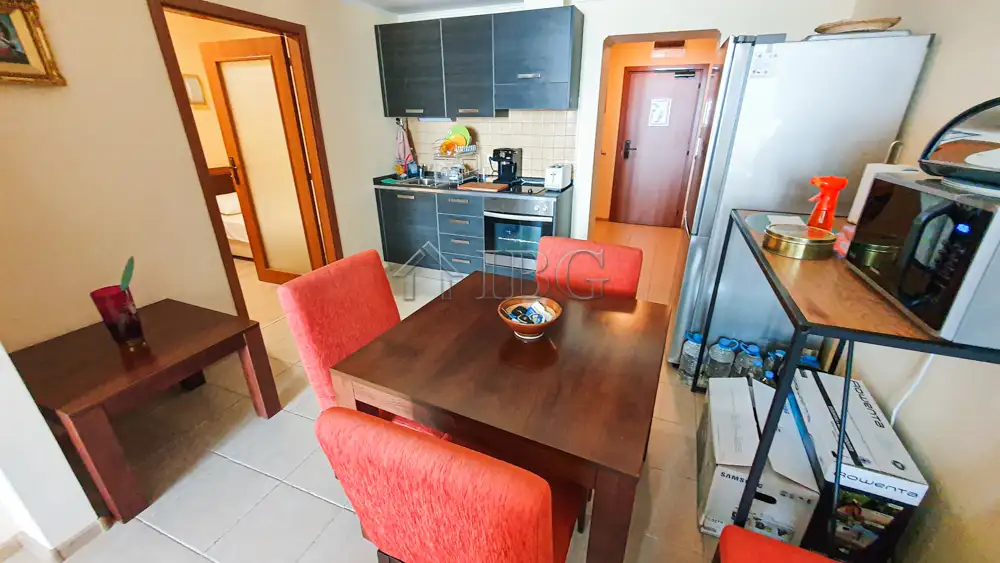 Flat 88m² in Bulgaria, Pomorie. Priced at 105000€ rent photo-9