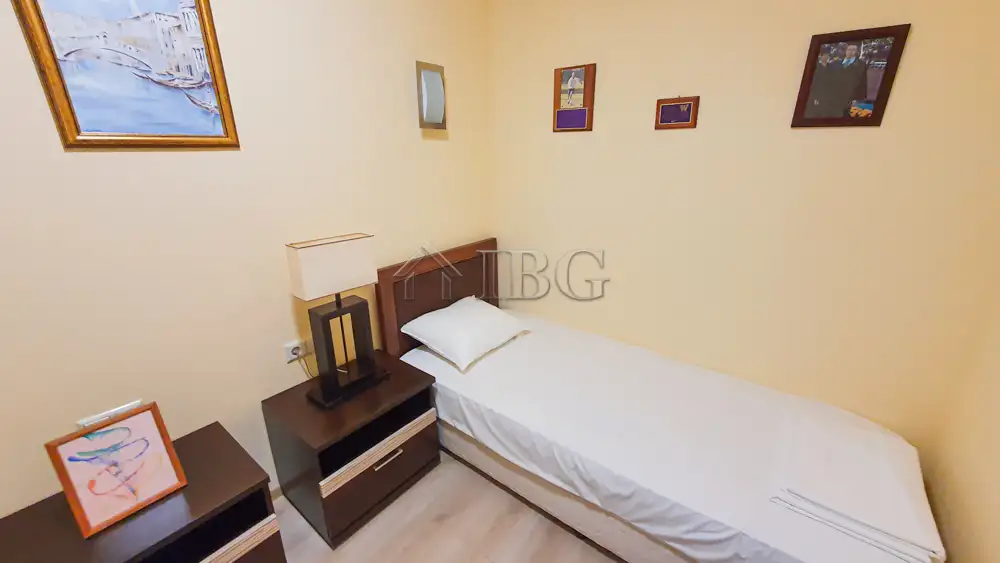 Flat 88m² in Bulgaria, Pomorie. Priced at 105000€ rent photo-17