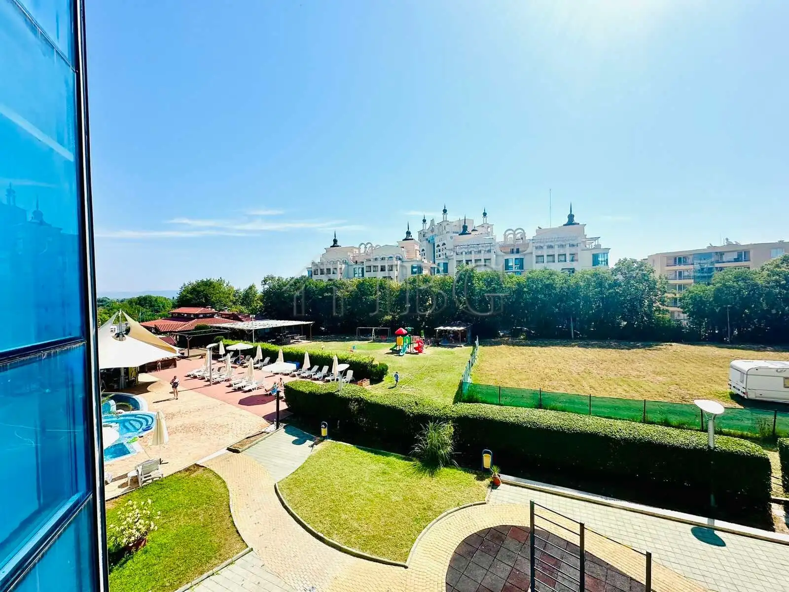 Flat 95m² in Bulgaria, Pomorie. Priced at 94500€ rent photo-2