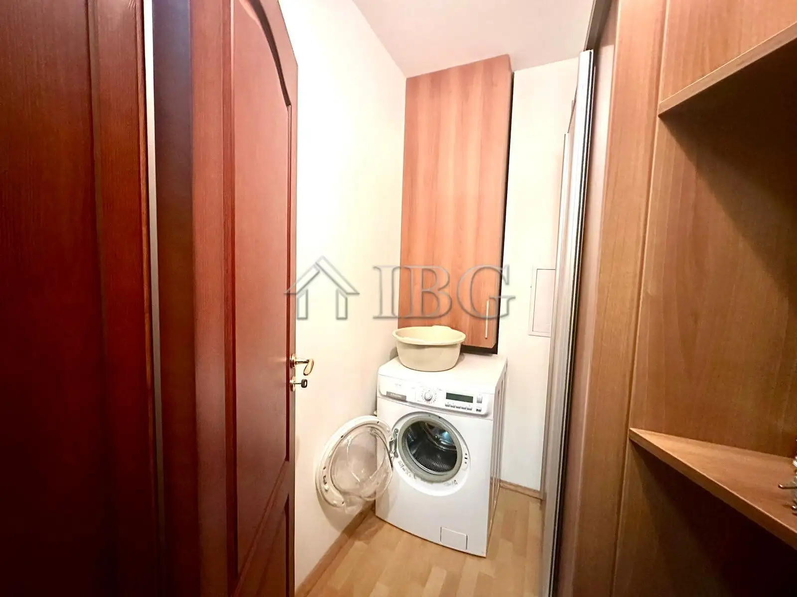Flat 95m² in Bulgaria, Pomorie. Priced at 94500€ rent photo-12