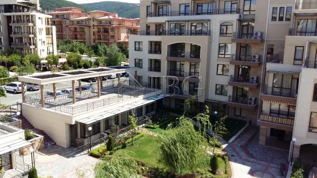 Flat 34m² in Bulgaria, Sveti Vlas. Priced at 49999€ rent photo-2