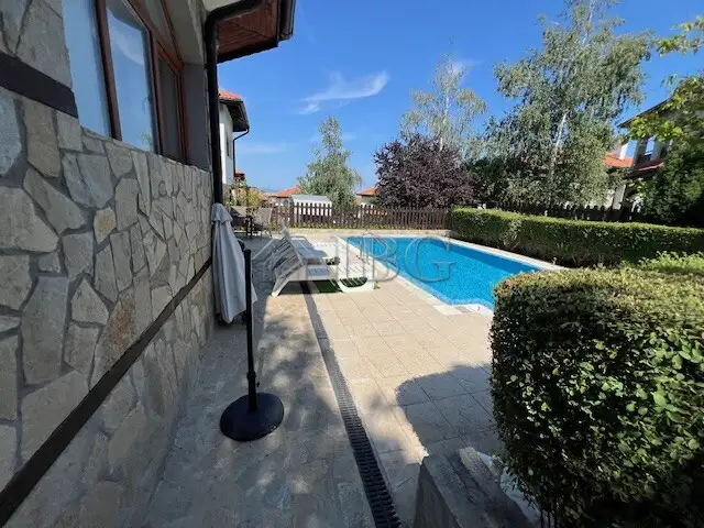 House 146m² in Bulgaria, Aheloy. Priced at 165000€ rent photo-12