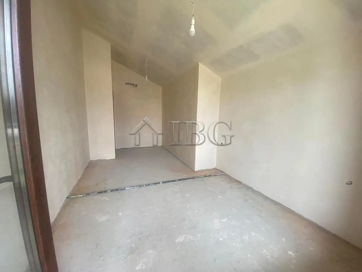 House 165m² in Bulgaria, Tankovo. Priced at 240000€ rent photo-13