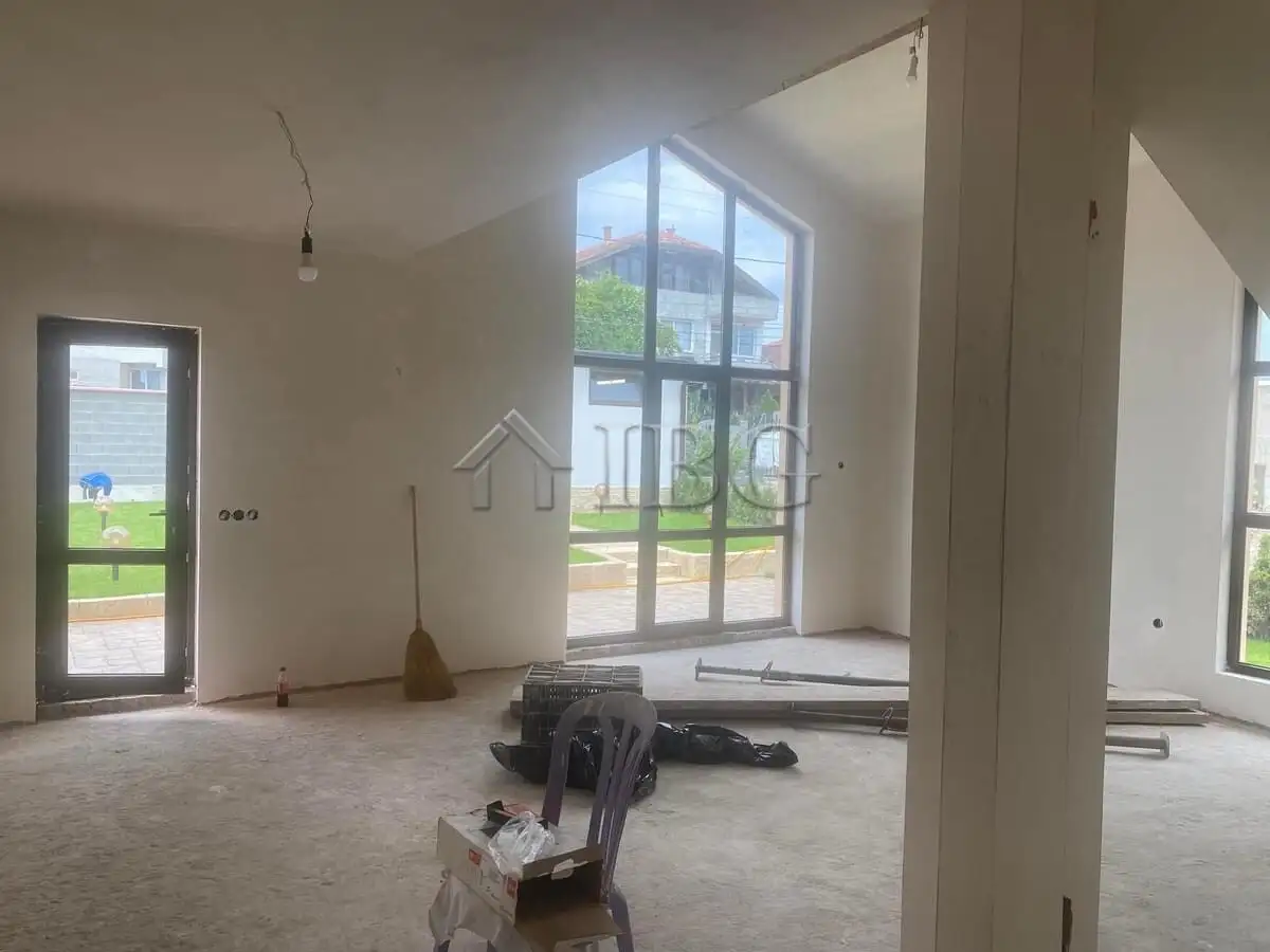 House 165m² in Bulgaria, Tankovo. Priced at 240000€ rent photo-16
