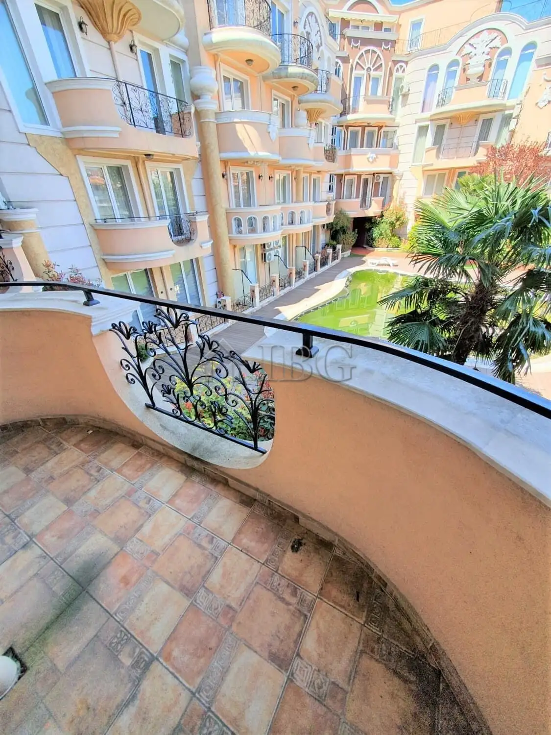 Flat 53m² in Bulgaria, Ravda. Priced at 75000€ rent photo-4
