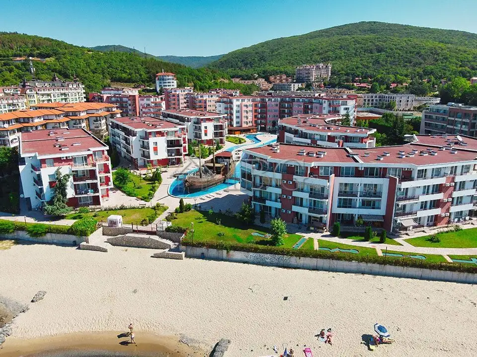 Flat 98m² in Bulgaria, Sveti Vlas. Priced at 143000€ rent photo-1