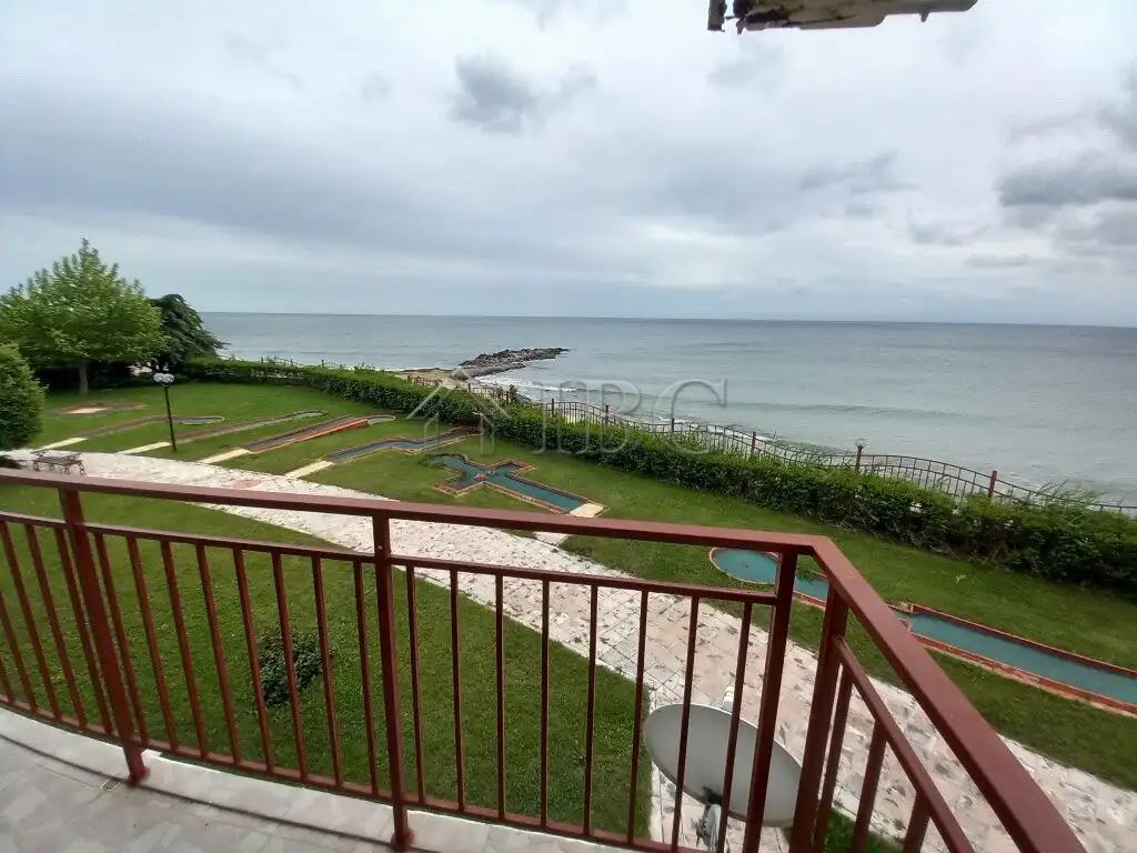 Flat 98m² in Bulgaria, Sveti Vlas. Priced at 143000€ rent photo-2