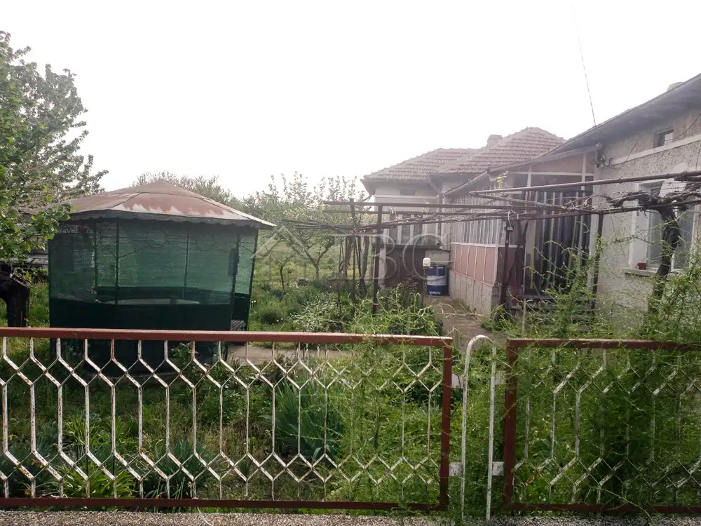House 120m² in Bulgaria, General Toshevo. Priced at 39990€ rent photo-2
