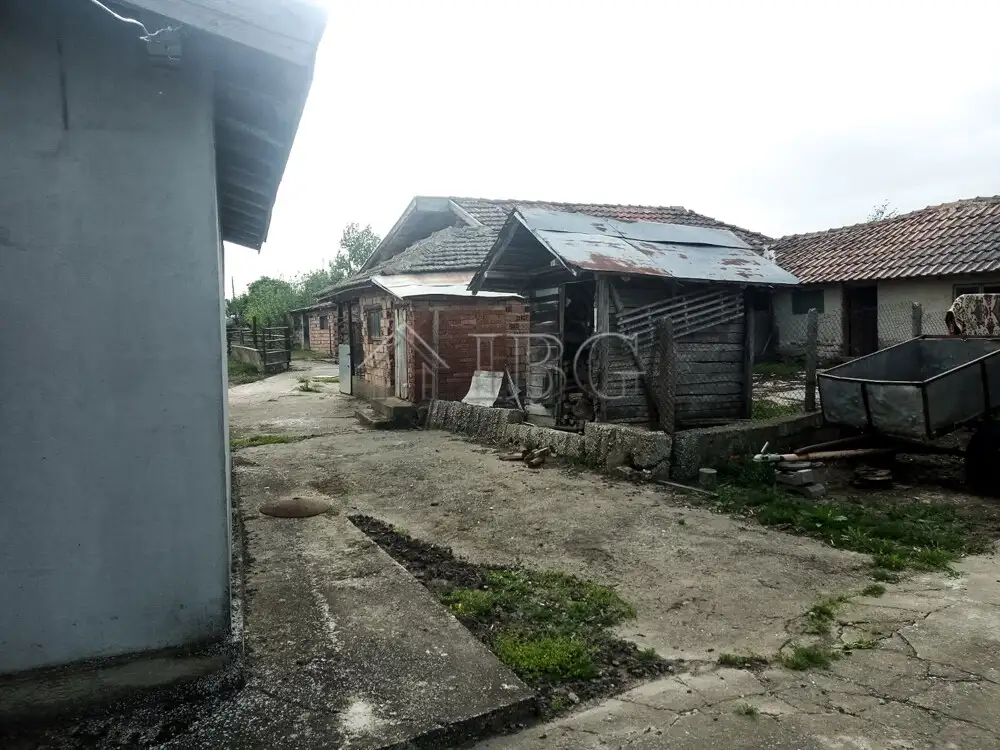 House 120m² in Bulgaria, General Toshevo. Priced at 39990€ rent photo-13