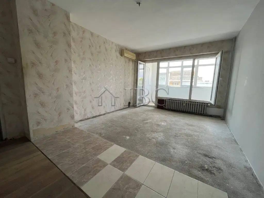Flat 100m² in Bulgaria, Ruse. Priced at 122000€ rent photo-4