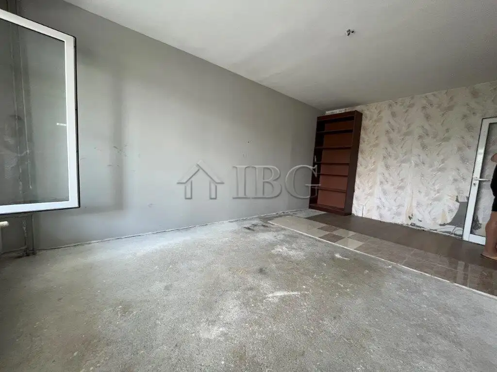 Flat 100m² in Bulgaria, Ruse. Priced at 122000€ rent photo-6