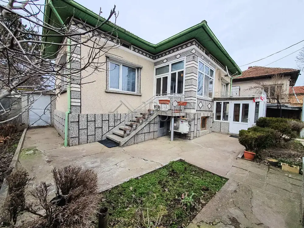 House 120m² in Bulgaria, Byala. Priced at 38900€ rent photo-1