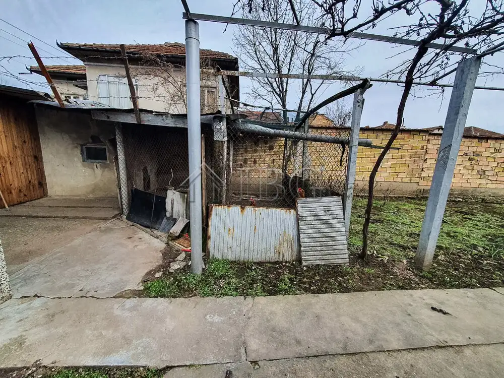House 120m² in Bulgaria, Byala. Priced at 38900€ rent photo-10