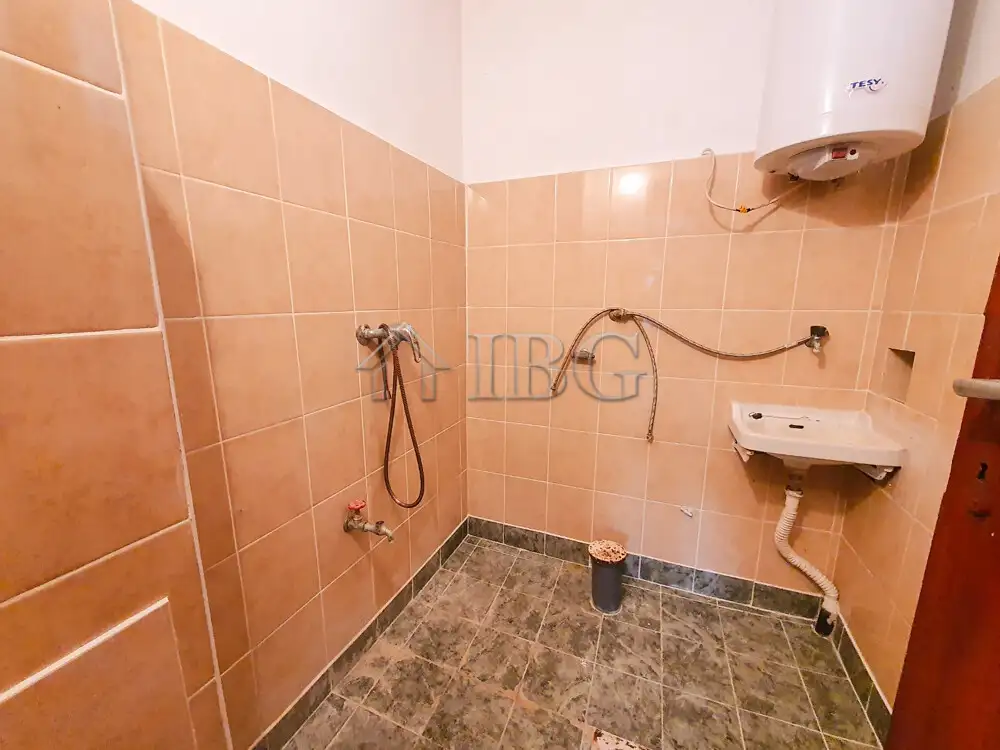 House 120m² in Bulgaria, Byala. Priced at 38900€ rent photo-14