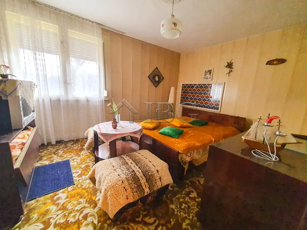 House 120m² in Bulgaria, Byala. Priced at 38900€ rent photo-19