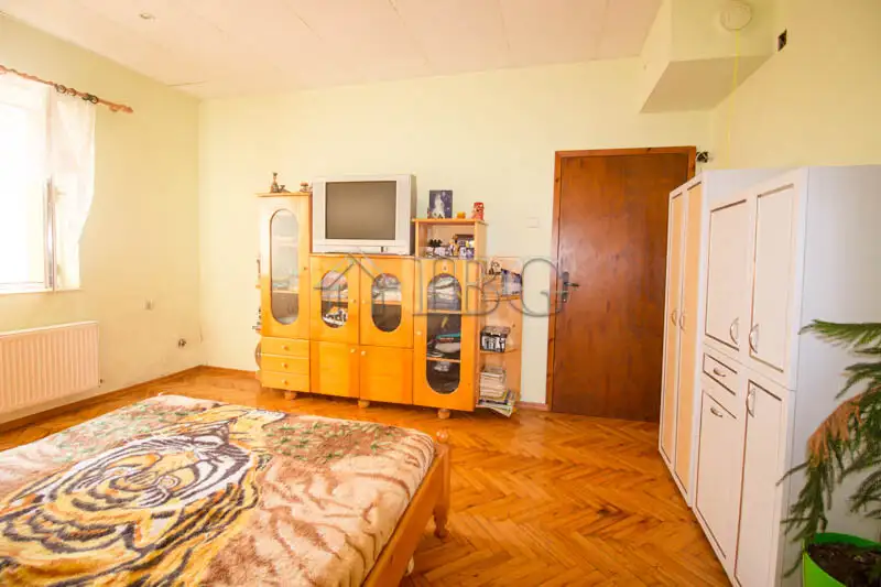 House 240m² in Bulgaria, Bazan. Priced at 140000€ rent photo-19