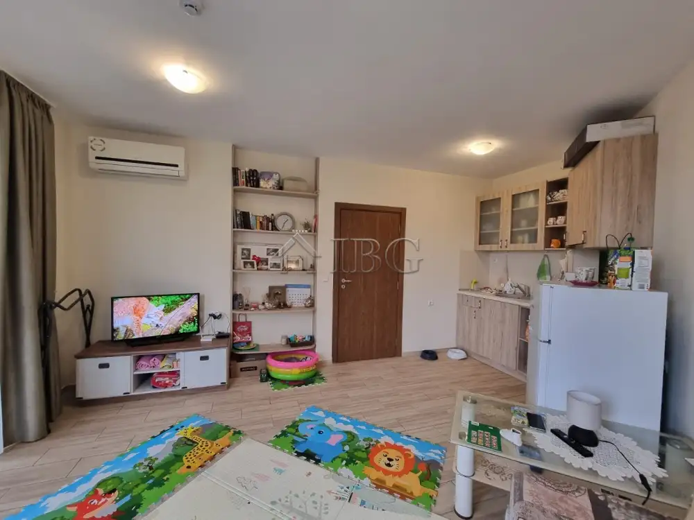 Flat 73m² in Bulgaria, Ravda. Priced at 80000€ rent photo-12