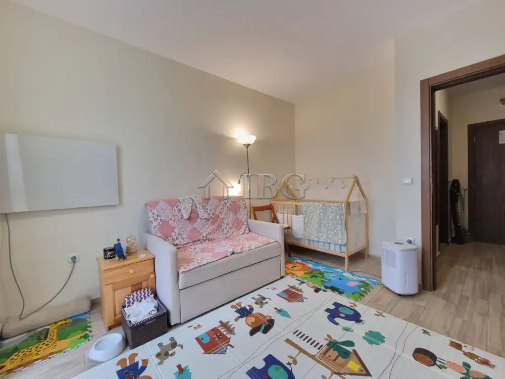 Flat 73m² in Bulgaria, Ravda. Priced at 80000€ rent photo-14
