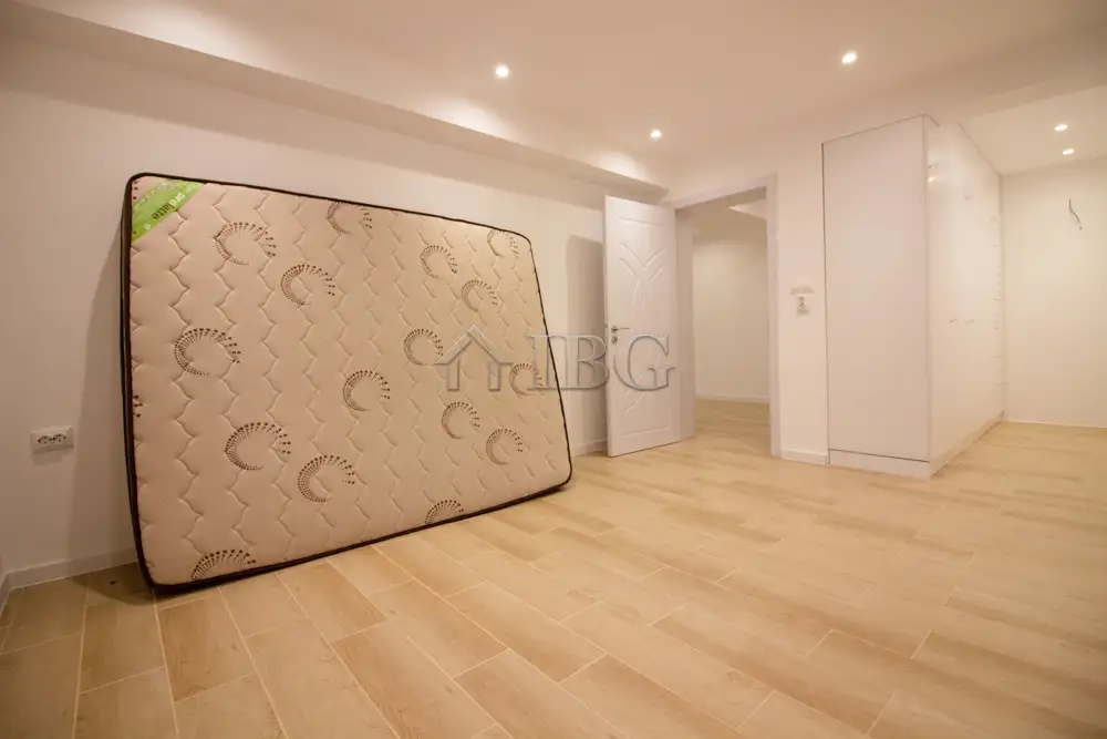 House 90m² in Bulgaria, Kubrat. Priced at 87000€ rent photo-13