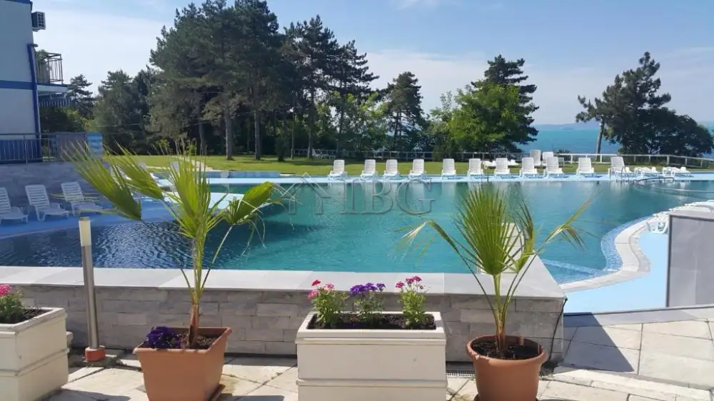 Flat 54m² in Bulgaria, Pomorie. Priced at 62500€ rent photo-12