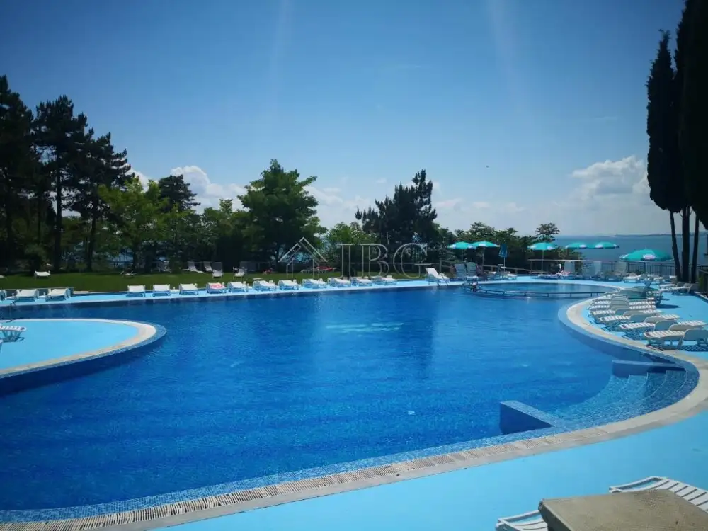 Flat 54m² in Bulgaria, Pomorie. Priced at 62500€ rent photo-14