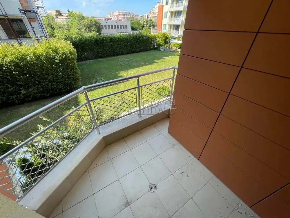 Flat 100m² in Bulgaria, Pomorie. Priced at 99900€ rent photo-3